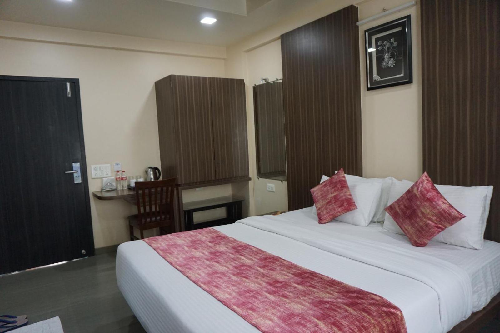 Hotel Yash Executive Aurangabad  Exterior foto